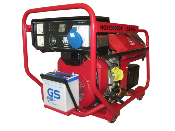 Бензиновая мини электростанция HG 11000 TDX